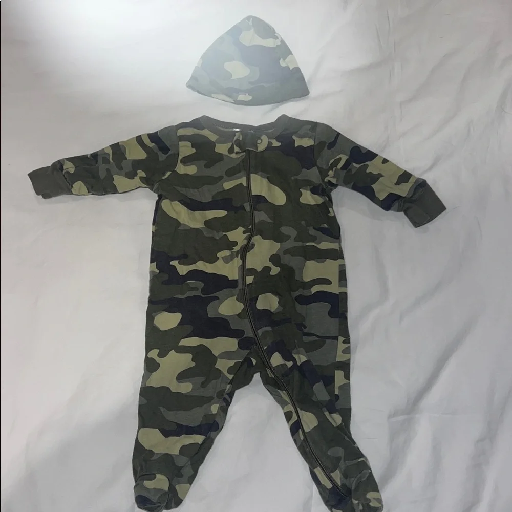 Camoflauge Onesie and Hat